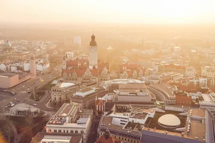 https://images.city-touring.com/1750078432894-large.webp