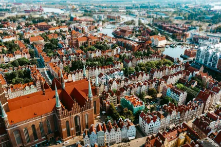 https://images.city-touring.com/1750336578722-large.webp