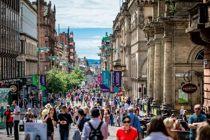 https://images.city-touring.com/1751302806213-large.webp