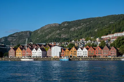 https://images.city-touring.com/1752239180223-large.webp