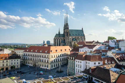 https://images.city-touring.com/1755337137662-large.webp