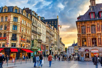 https://images.city-touring.com/1755338881240-large.webp