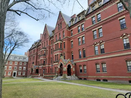 Cambridge: Harvard Square & MIT