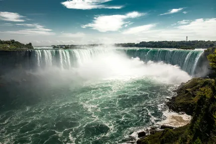 Niagara Falls and Niagara-on-the-Lake