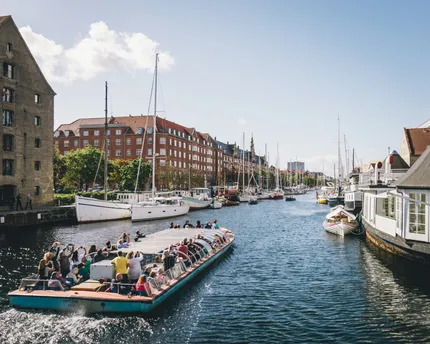 canal tour